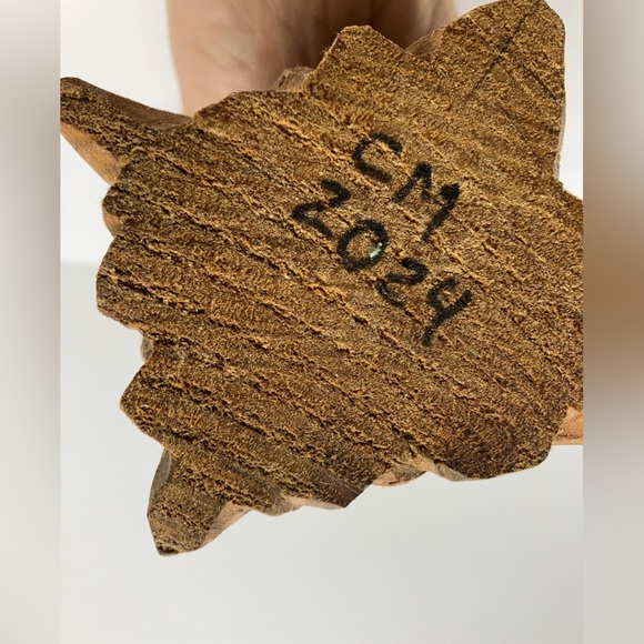 Handmade Wood Carving, Butternut Wood, Brown, 3 1/2” x 7 1/8” - Picture 4 of 5